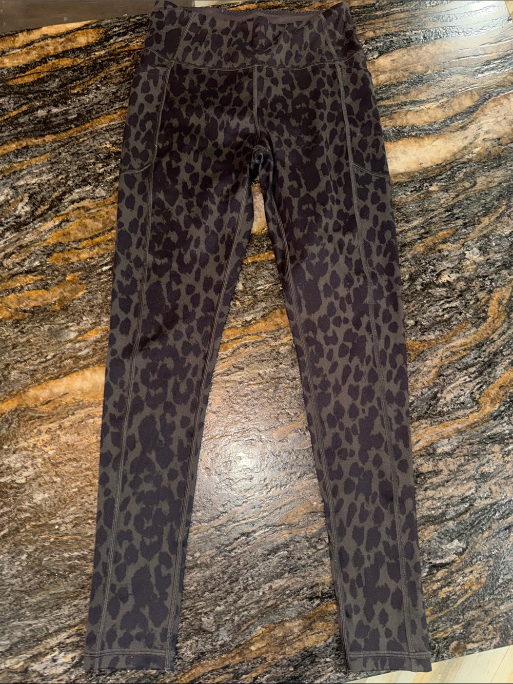 Victoria's Secret Black & Charcoal Leopard Print Leggings